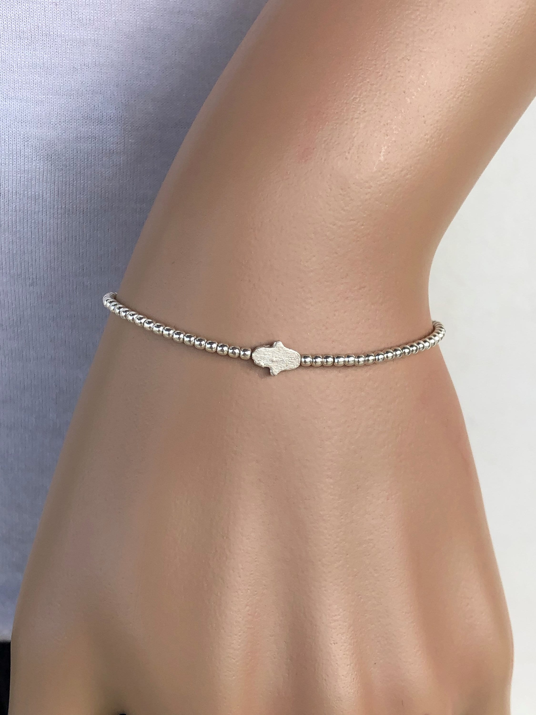 Bracelet Rétro Années 1950 – Argenté, émail Bleu, Main De Fatma, Maillons Carrés