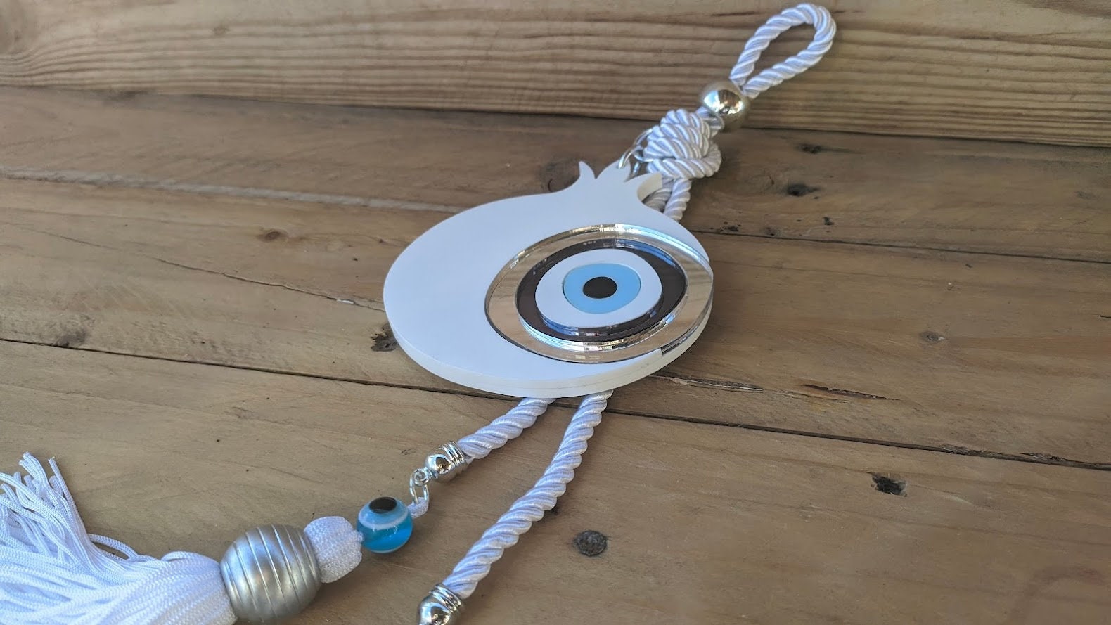 Décoration Murale Grenade Oeil Plexiglass et Croix