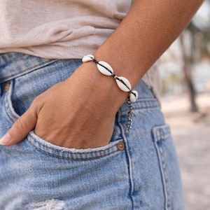 Bracelet de Coquillages Cauris - Bijou de Plage - Cadeau pour Elle -