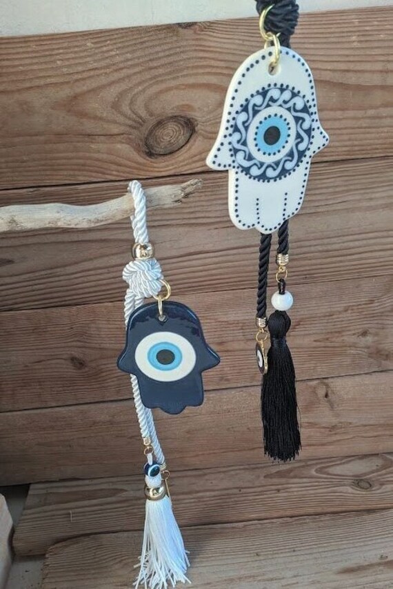 Main de Fatma en Ceramique et Pompon