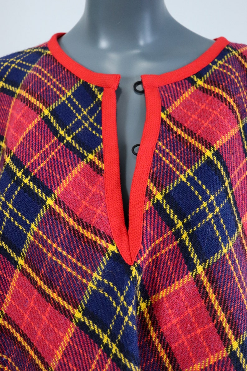 70s Plaid Wool Fringe Cape 60s Poncho 1960s Mod Jacket 1970s Groovy Coat Shawl Hippie Retro Navy Red Keyhole 1960s Mini Dress Open Size
