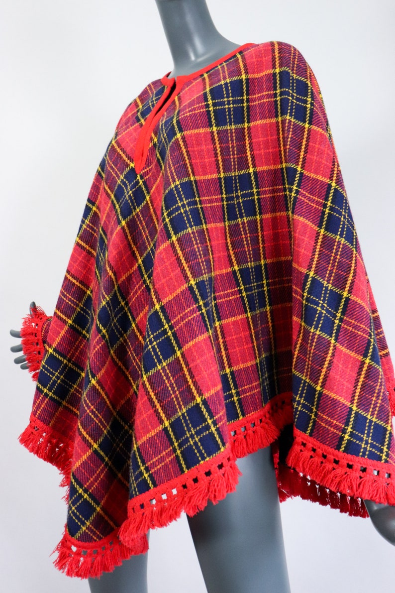 70s Plaid Wool Fringe Cape 60s Poncho 1960s Mod Jacket 1970s Groovy Coat Shawl Hippie Retro Navy Red Keyhole 1960s Mini Dress Open Size