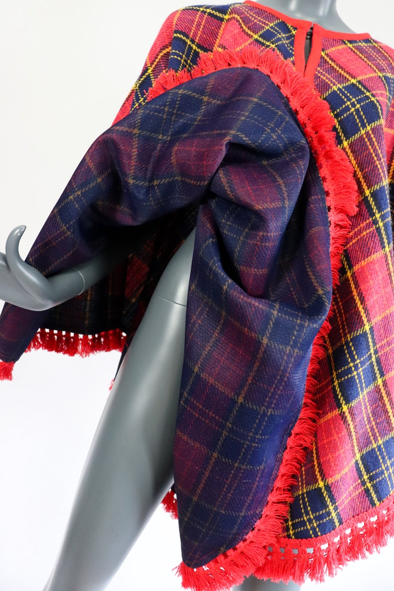 70s Plaid Wool Fringe Cape 60s Poncho 1960s Mod Jacket 1970s Groovy Coat Shawl Hippie Retro Navy Red Keyhole 1960s Mini Dress Open Size
