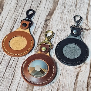 Leather AirTag Keychain with Swivel Hook – Apple AirTag Case, Air Tag Holder, Airtag Case, Air Tag Keychain, Personalized Leather Key Chain