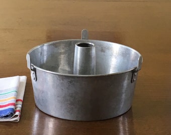 Trauzeugin Aluminium Engel Food Kuchenform - Rohrpfanne - Bunzpfanne - Abnehmbarer Kegeleinsatz - Zweiteilige Kuchenform