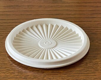 Tupperware 812 Almond Servalier Replacement Seal - Fits Bowl 886 and 1323