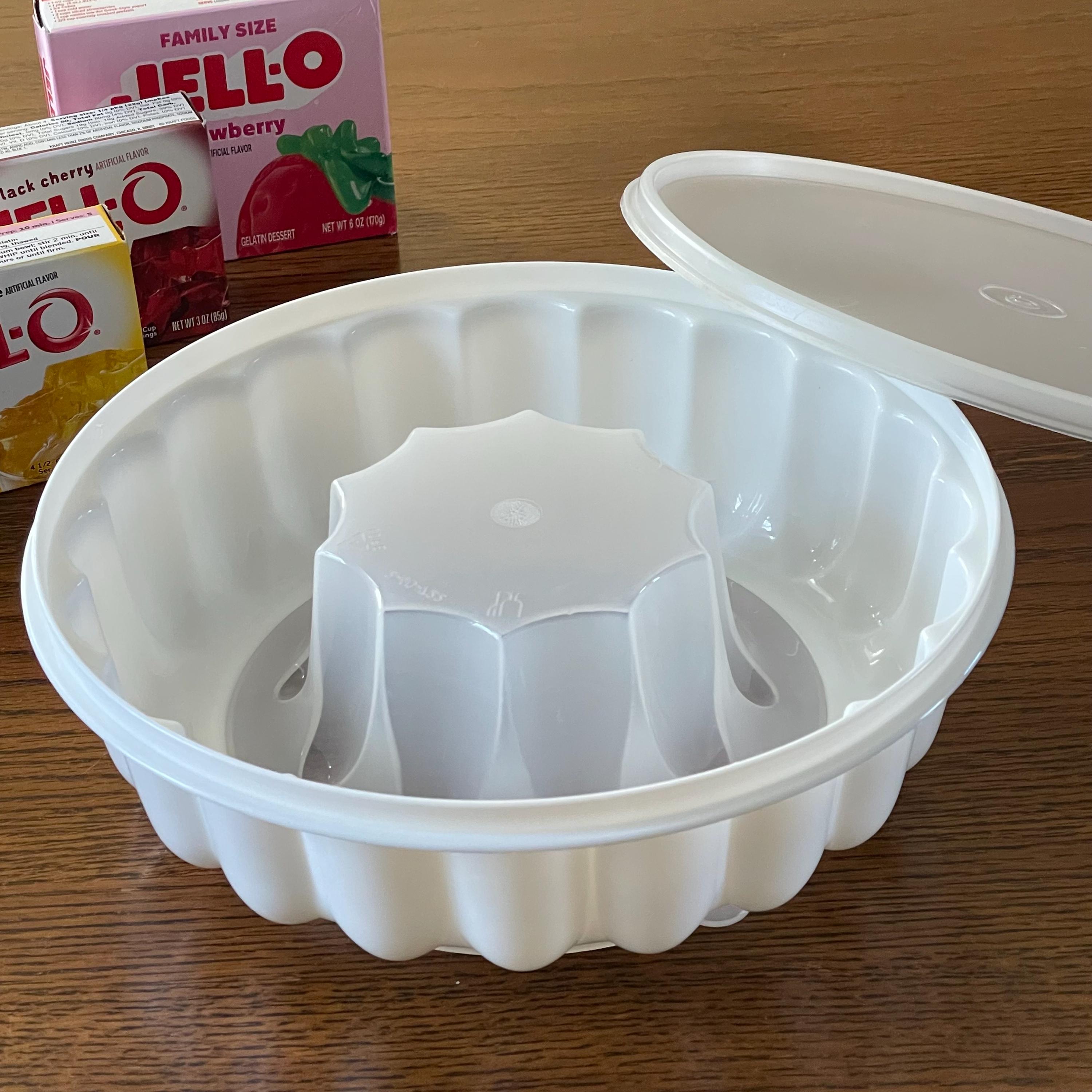 Tupperware White Jello Mold Jel N Serve Cup Capacity Ice - Main Image