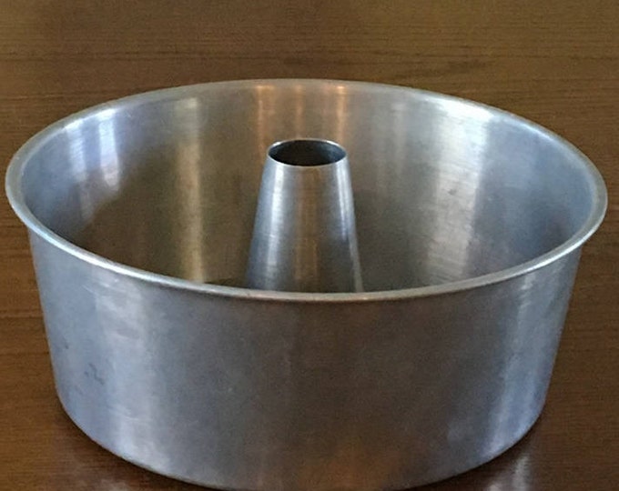 Regal Aluminum Angel Food Cake Pan Tube Pan or Bunt Pan With Removable