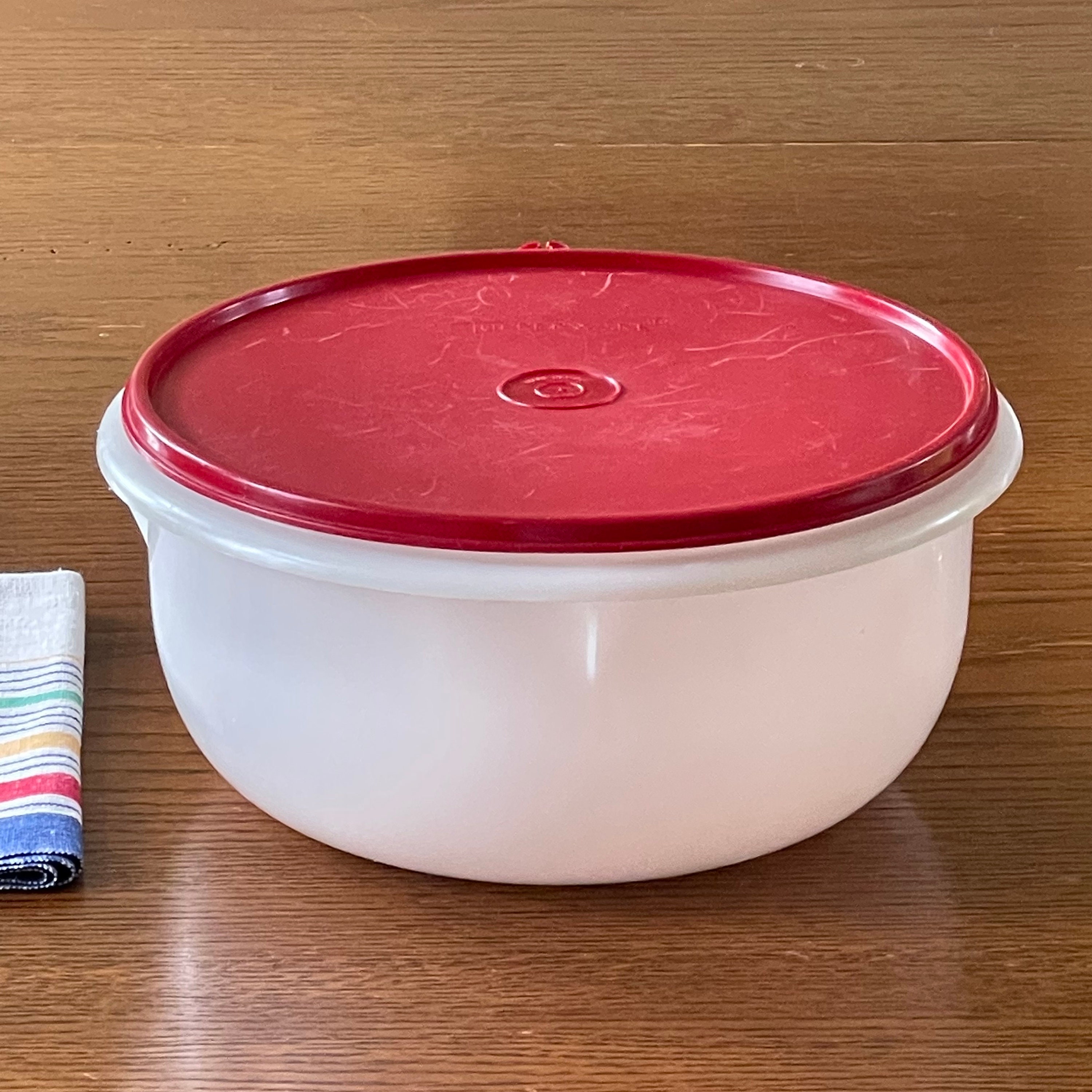 Vintage Tupperware Large Mixing Bowl White With Red Seal 16 Cup