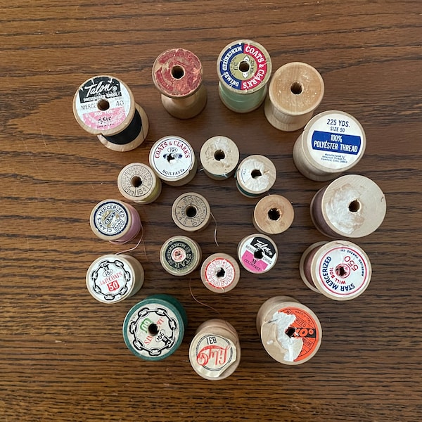 7) Vintage Thread Spools With and Without Thread - 20 Wooden Spools - Sewing Notions - Crafts - Home Decor