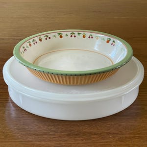 Tupperware Pie - Cupcake - Pizza - Cookie Container - Tupperware 242 224 - Food Storage