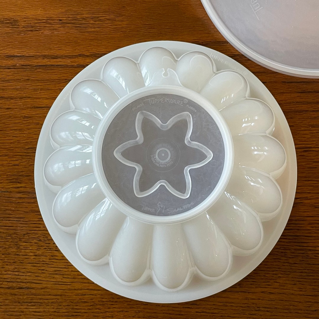 Tupperware Party Jell Mold Tupperware Par T Jel Capacity up to 10 Cups