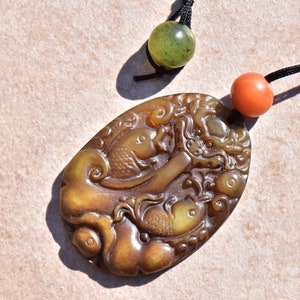 Vintage Jade Mythical Two Fish and Sea God Pendant Necklace with Vintage Jade Beads image 2