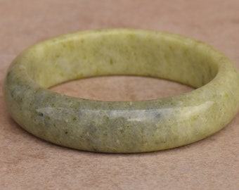 58 mm Vintage Green Gray Jade Bangle Bracelet