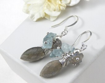 Labradorite Earrings,Labradorite And Gem Cluster Earrings,Labradorite and aquamarine Drop Earrings,Labradorite and aquamarine chip earrings