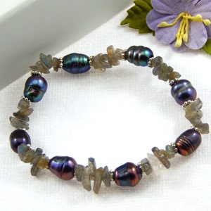 Labradorite and Peacock Freshwater Pearl Stretch Bracelet