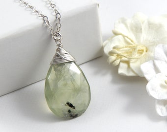 Prehnite Necklace,Green Prehnite Necklace,Prehnite Pendant Necklace,Prehnite Jewelry,Natural Prehnite Necklace