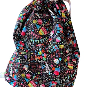 Wiederverwendbare Geschenktüte, alles Gute zum Geburtstag wünscht auf schwarzer Geschenktüte, Geburtstagssack, Geschenktüten - komplett gefüttert und reversibel