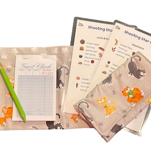 Conjunto de avental infantil para garçonete/garçom - gatos em cinza com estampa de pata, restaurante de simulação, cozinha de brincar, menus de simulação, meio avental infantil