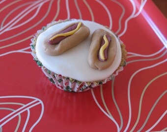 Summer Fondant Cupcake Topper - Hot Dogs