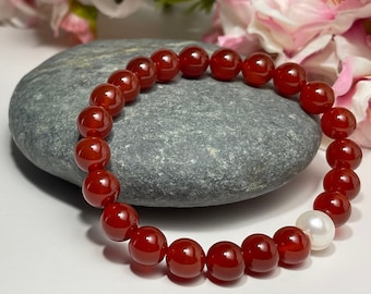 Carnelian Bracelet, Carnelian and Pearl Stretch Bracelet