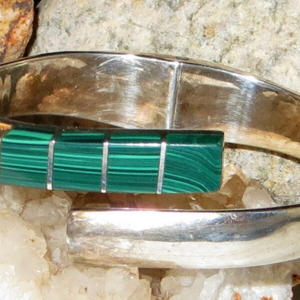 Inlaid Green Malachite Sterling Silver Modernist Clamper Bracelet Mexico 48g