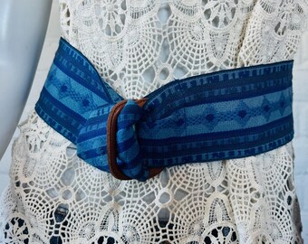 Vintage 90s Wide Striped Woven Cloth Chord Leather Trim Belt  display picture 3