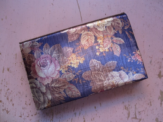 80s Magid Handbag - Vintage Beaded Floral Clutch … - image 5