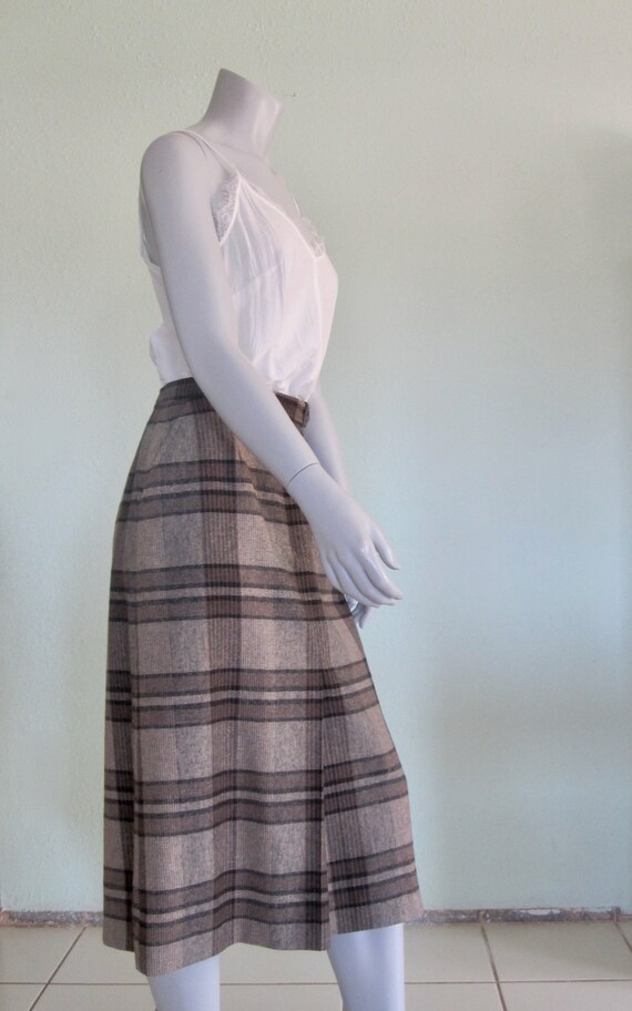 80s Wool Plaid Skirt - Vintage Brown & Black Wool… - image 3