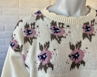 80s Intarsia Sweater - Vintage Purple Floral Knit Sweater - Cute 1980s Floral Pullover Sweater by Vicki Wayne's M L