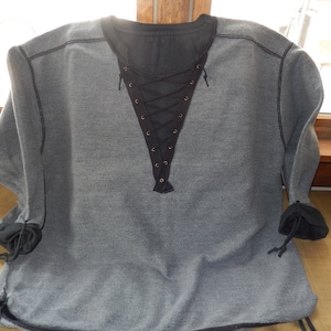 Women&#39;s 2XL black lace up deep v neck tunic pullover sweatshirt, inside out, grommets, comfort colors