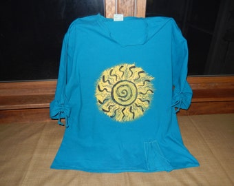 Womens LARGE, 3/4 sleeved cotton v neck tunic t-shirt, hand painted sun, royal blue, wearable art