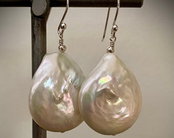 Pearl Earrings - Baroque Coin Shaped Pearls - Iridescent - For the Bride - Luminous Fresh Water Pearls - LILY Handmade by SplendorVendor