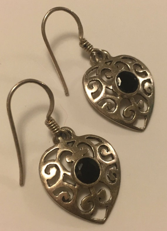 Heart-shaped Filigree Silver & Onyx Earrings