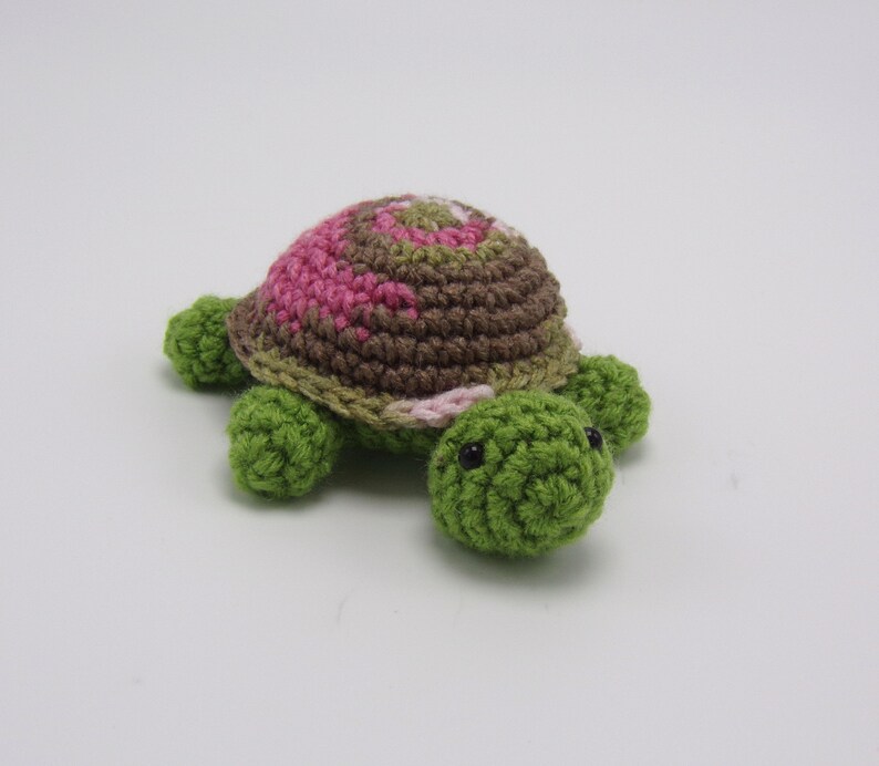 Turtle Pet Crochet Amigurumi CAMO PINK
