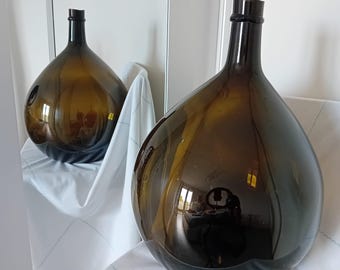 Antica damigiana italiana, marrone 20 litri, in vetro soffiato.