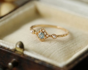 Semi Precious Topaz Pearl Vintage Style Ring