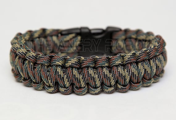 Camouflage paracord bracelet discount