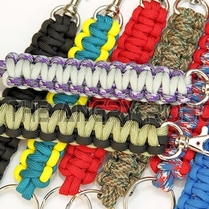 Lanière porte-clés en paracorde avec mousqueton - Vous choisissez les couleurs - Plus de 200 couleurs