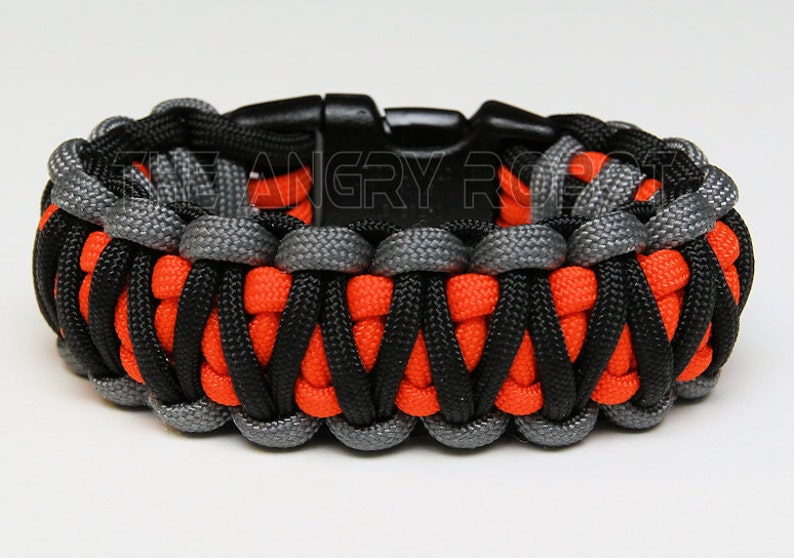 Paracord Bracelet King Cobra Grey Black with Yellow Core image 3