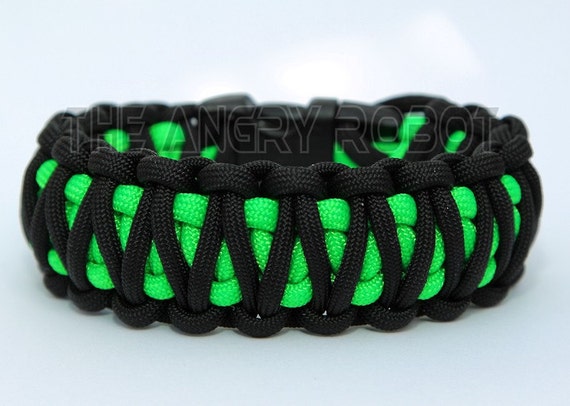 550 Paracord Survival Bracelet OD Green and Black 