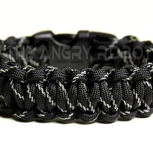 Paracord Survival Bracelet - Black Reflective