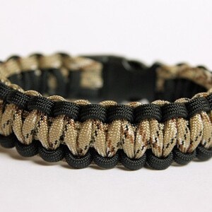 Paracord Survival Bracelet - Black and Desert Camo