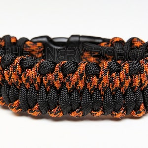 550 Paracord Bracelet Dragon&#39;s Tongue - Black & Leopard