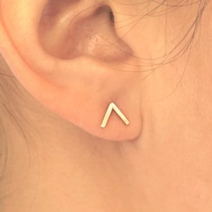 V Stud Earring geometric Chevron Stud Earring 925 Silver Brass 14k gold 6.5mm 7.5mm V arrow earrings point Minimalist 0257