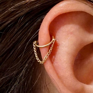 Ring Ear Cuff Earring with chain No Piercing cartilage cuff minimal circle cuff earring gold fill simple hoop 0326
