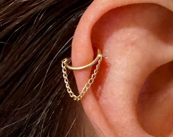 Ring Ear Cuff Earring with chain No Piercing cartilage cuff minimal circle cuff earring gold fill simple hoop 0326