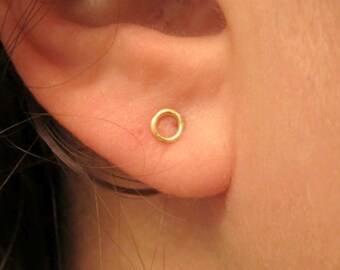 4mm Open Circle Studs Earrings Lightweight everyday minimalist geometric jewelry 14k gold circle studs 0126