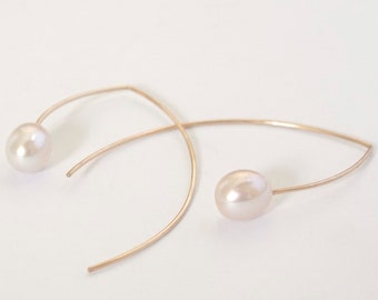 Pearl curved drop earring dangles open hoop pearl earrings oval hoop minimalist wire earrings 0304