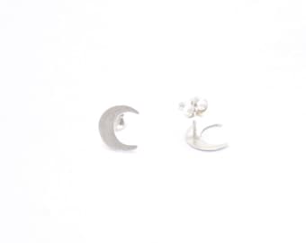 Sterling silver moon Studs Silver Crescent Moon Stud Earrings, Silver Moon Earrings, boho jewelry, sterling silver stud 0154